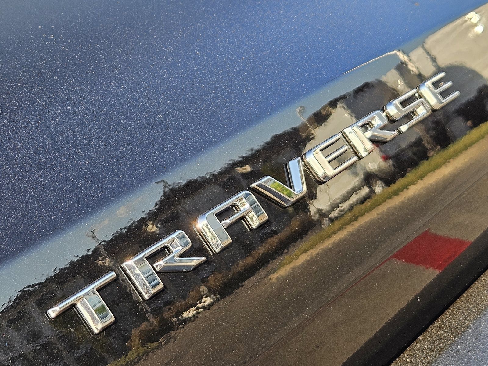 New 2027 Chevrolet Traverse LT FWD image 13