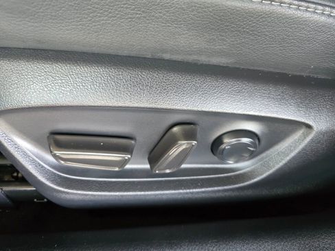 Used 2024 Toyota Camry XLE w/ Cold Weather Package FWD image 23