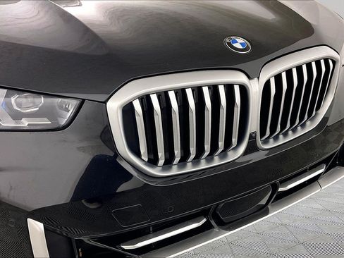 Certified 2025 BMW X5 xDrive40i w/ Premium Package AWD/4WD image 28