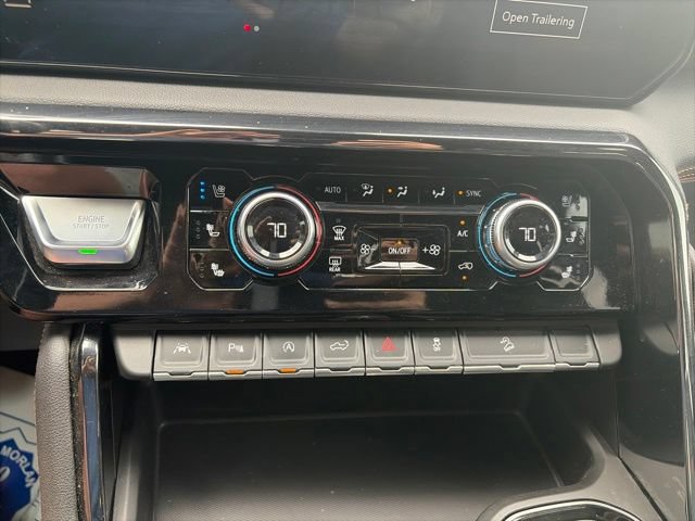 Used 2023 GMC Sierra 1500 AT4 w/ Technology Package AWD/4WD image 23