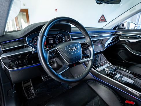 Used 2020 Audi S8 L image 33