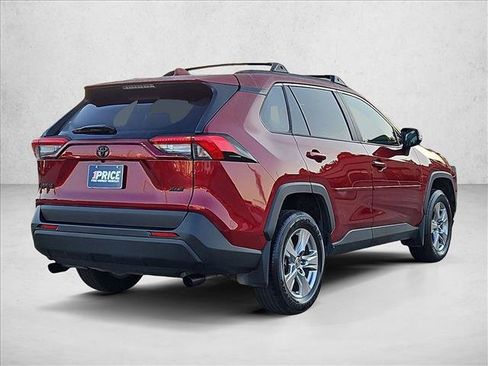 Used 2025 Toyota RAV4 XLE w/ Convenience Package FWD image 5