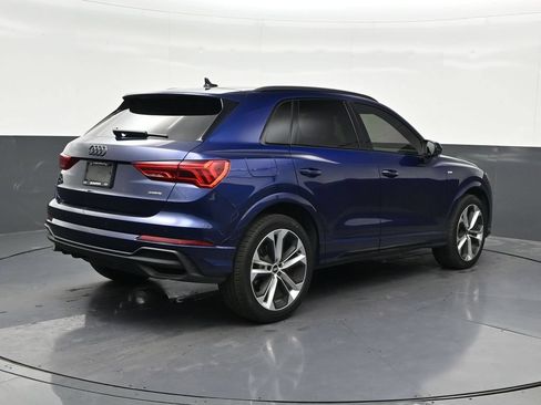 Used 2021 Audi Q3 2.0T Premium w/ Convenience Package AWD/4WD image 5