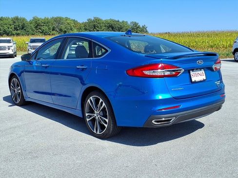 Used 2020 Ford Fusion Titanium image 9