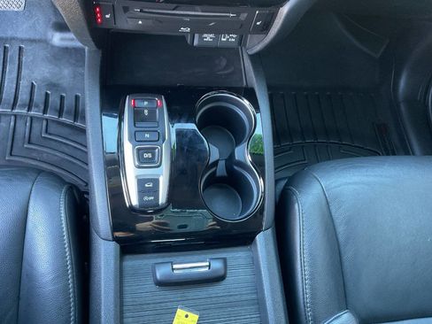 Used 2020 Honda Pilot Touring image 26