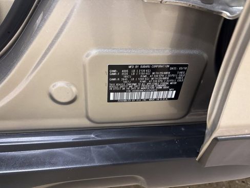 Used 2018 Subaru Outback 2.5i Limited image 32
