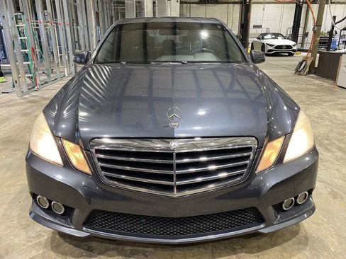 Used 2010 Mercedes-Benz E 350 Sedan image 18
