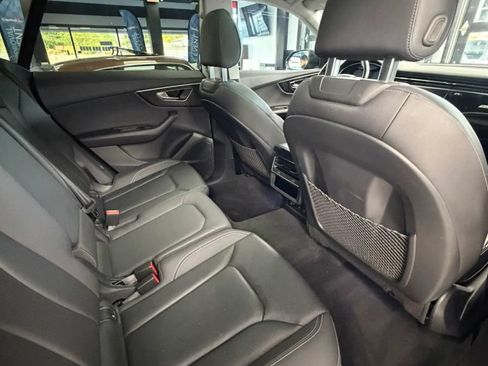Used 2022 Audi Q8 Premium Plus w/ Premium Plus Package AWD/4WD image 10