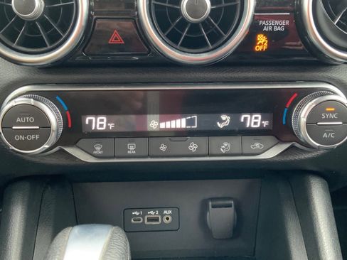 Used 2021 Nissan Sentra SV image 34