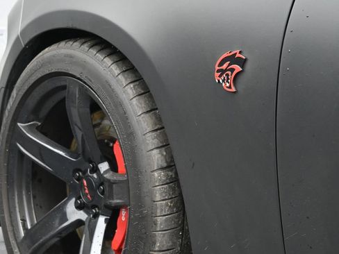 Used 2018 Dodge Charger SRT Hellcat w/ Harman/Kardon Audio Group image 11