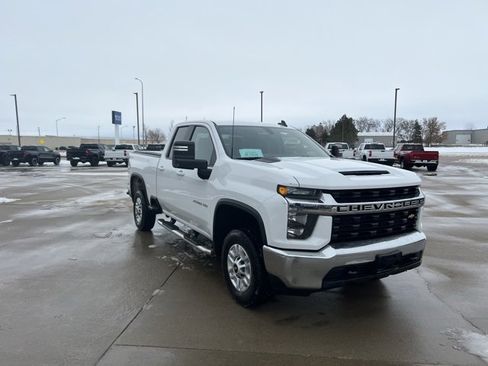 Used 2020 Chevrolet Silverado 2500 LT image 3