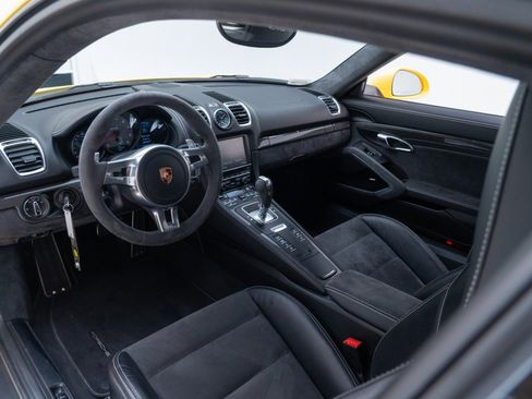 Certified 2016 Porsche Cayman GTS image 4