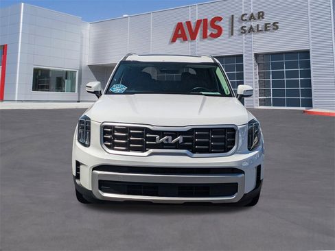Used 2025 Kia Telluride S image 2