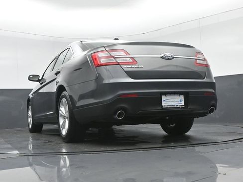 Used 2018 Ford Taurus SE image 49