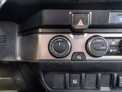 Certified 2023 Toyota Tacoma SR image 25