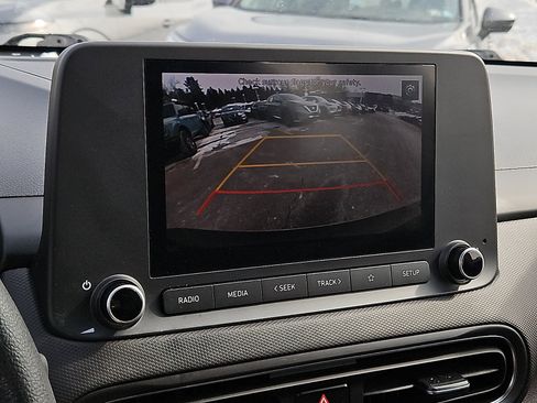 Used 2023 Hyundai Kona SE w/ Cargo Package image 17