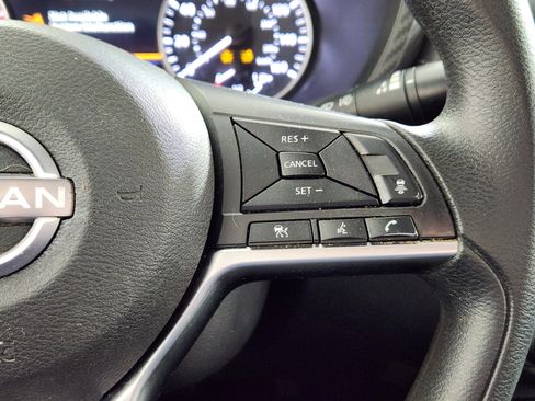 Used 2024 Nissan Sentra SV FWD image 19