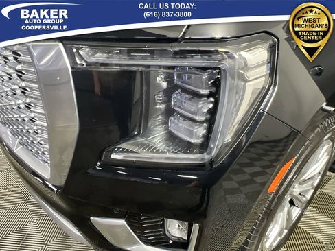 Used 2021 GMC Yukon Denali w/ Denali Premium Package image 36