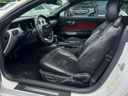 Used 2017 Ford Mustang Premium RWD image 11