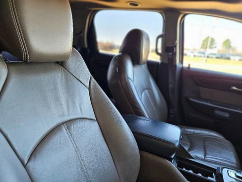 Used 2014 GMC Acadia SLT image 14