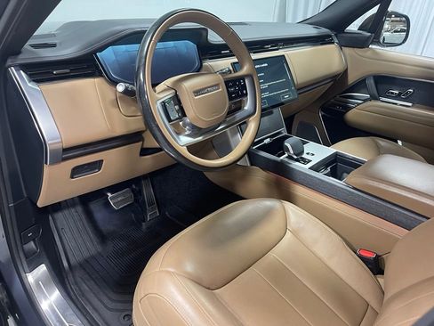 Used 2025 Land Rover Range Rover Long Wheelbase Autobiography AWD/4WD image 21