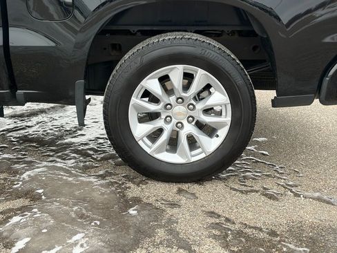 Used 2024 Chevrolet Silverado 1500 Custom image 11