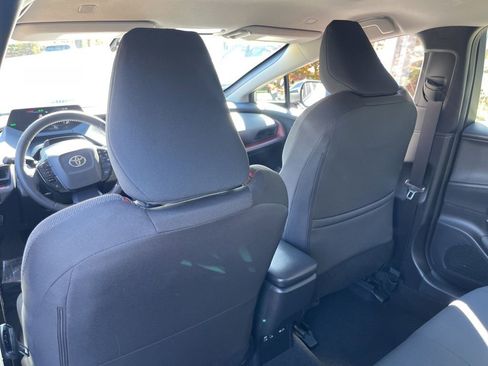 Used 2024 Toyota Prius Prime XSE Premium image 17