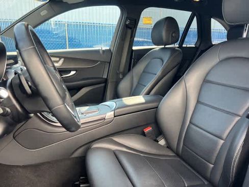 Certified 2022 Mercedes-Benz GLC 300 4MATIC image 10