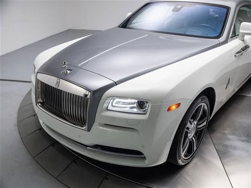 Used 2016 Rolls-Royce Wraith image 9