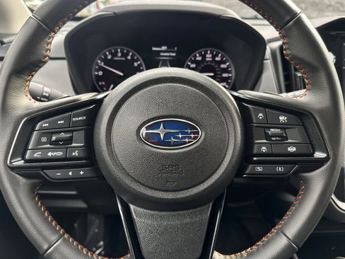 Certified 2025 Subaru Crosstrek 2.5i Limited w/ Crosstrek Mirror Package image 27