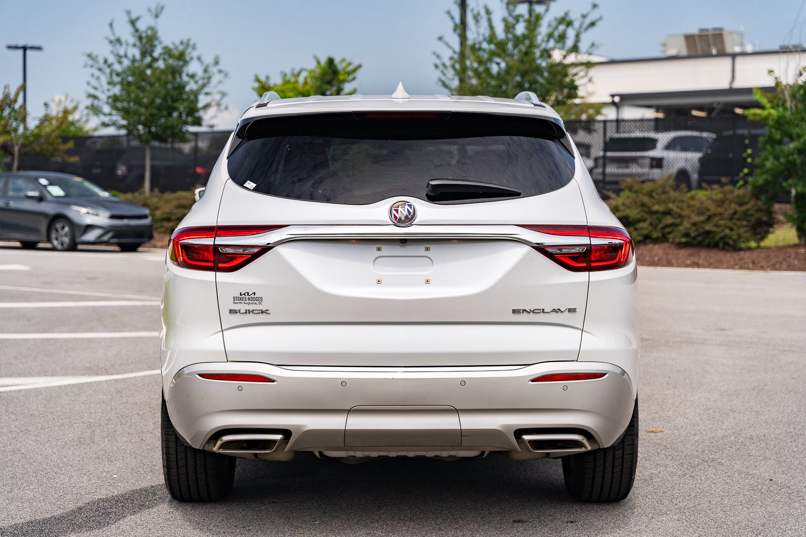 Used 2018 Buick Enclave Premium FWD image 6