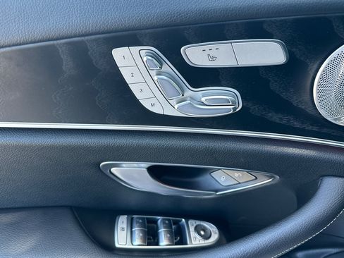Used 2022 Mercedes-Benz E 350 Sedan w/ Driver Assistance Package image 11
