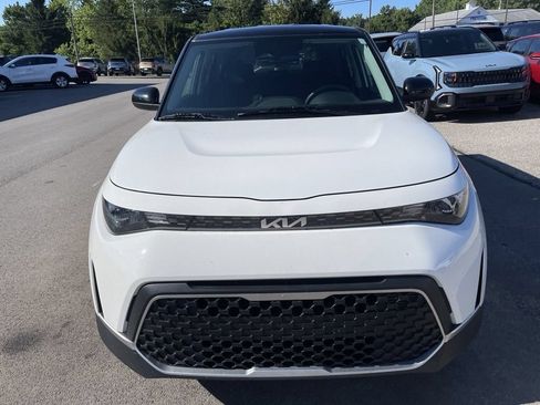 Used 2024 Kia Soul S FWD image 4