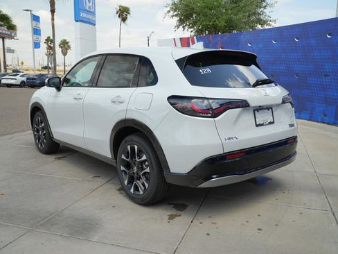 New 2026 Honda HR-V EX-L image 9