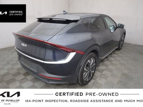 Certified 2024 Kia EV6 Light image 6
