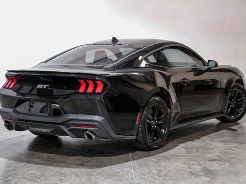 Used 2024 Ford Mustang GT RWD image 10