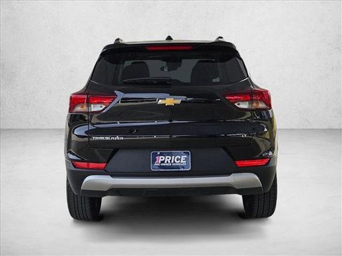 Used 2025 Chevrolet TrailBlazer LT image 6
