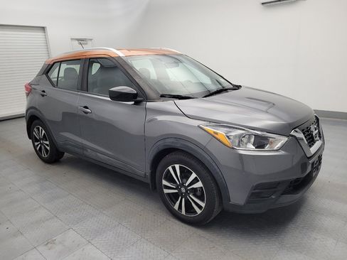 Used 2019 Nissan Kicks SV FWD image 11