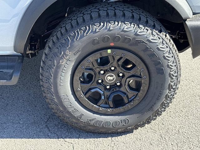 New 2026 Ford Bronco Outer Banks w/ Sasquatch Package AWD/4WD image 9