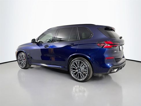 New 2026 BMW X5 xDrive40i w/ M Sport Package AWD/4WD image 8