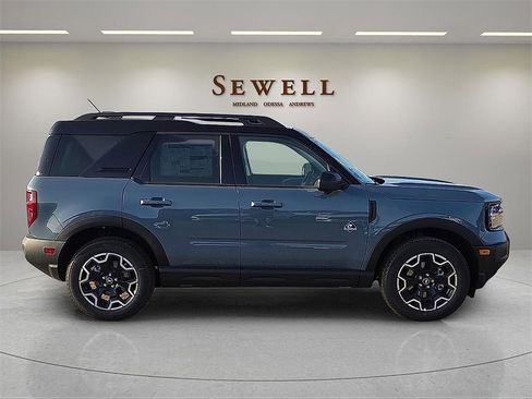 New 2025 Ford Bronco Sport Outer Banks w/ Outer Banks Tech Package+ image 5