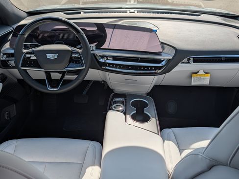 New 2026 Cadillac Lyriq Luxury w/ LPO, Floor Liner Package image 8