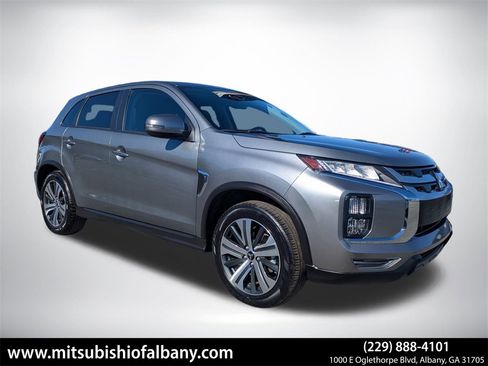 Used 2024 Mitsubishi Outlander Sport SE image 1