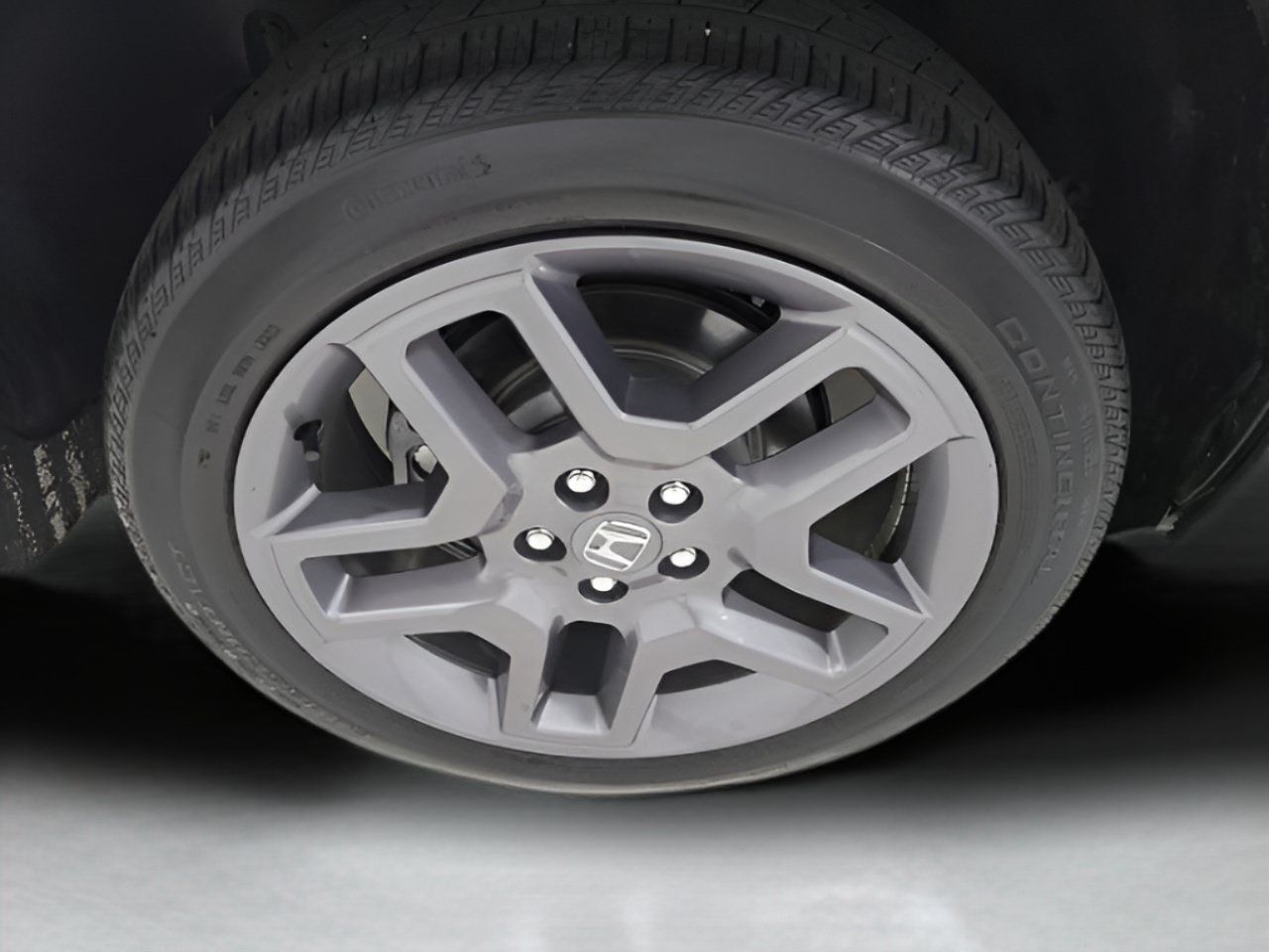 Used 2023 Honda Passport EX-L image 9