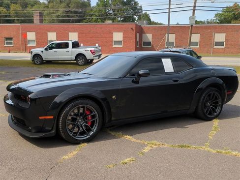 Used 2022 Dodge Challenger R/T Scat Pack image 2