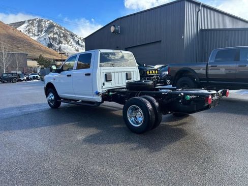 New 2026 RAM 3500 Tradesman w/ Chrome Appearance Group A AWD/4WD image 6