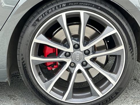 Used 2019 Audi S4 Prestige w/ Prestige Package image 24