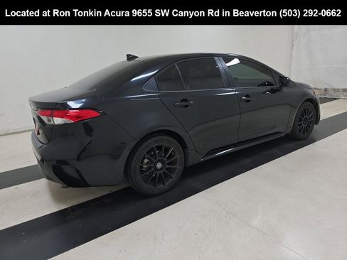 Used 2020 Toyota Corolla LE w/ Carpet Mat Package (TMS) image 5