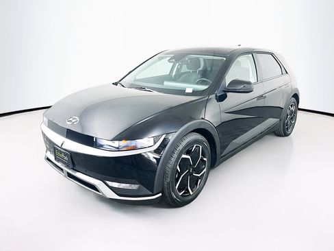 Used 2024 Hyundai Ioniq 5 SEL image 3