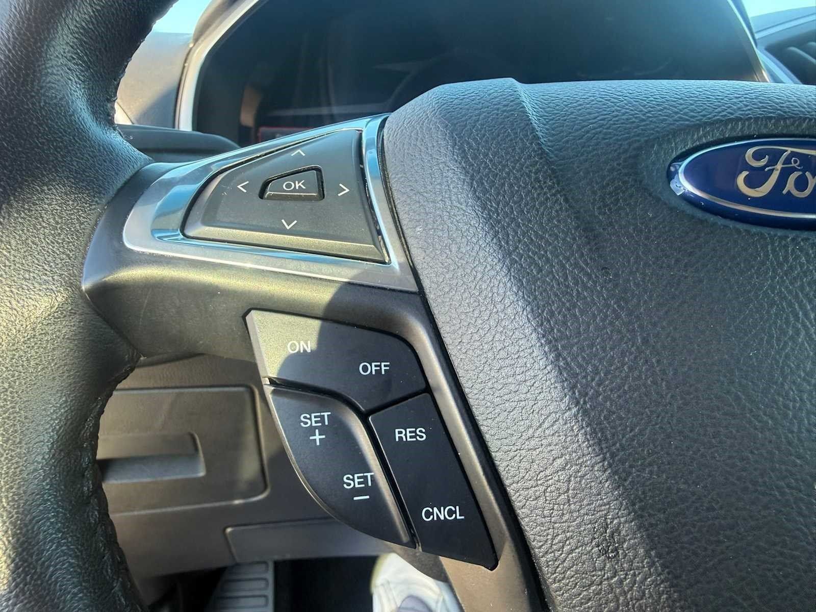 Used 2015 Ford Edge SEL w/ Equipment Group 201A FWD image 29